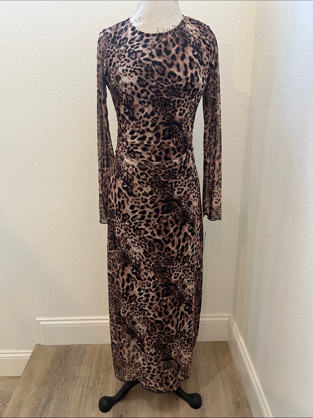 bebe Leopard Print Long Sleeve Maxi Dress in Brown